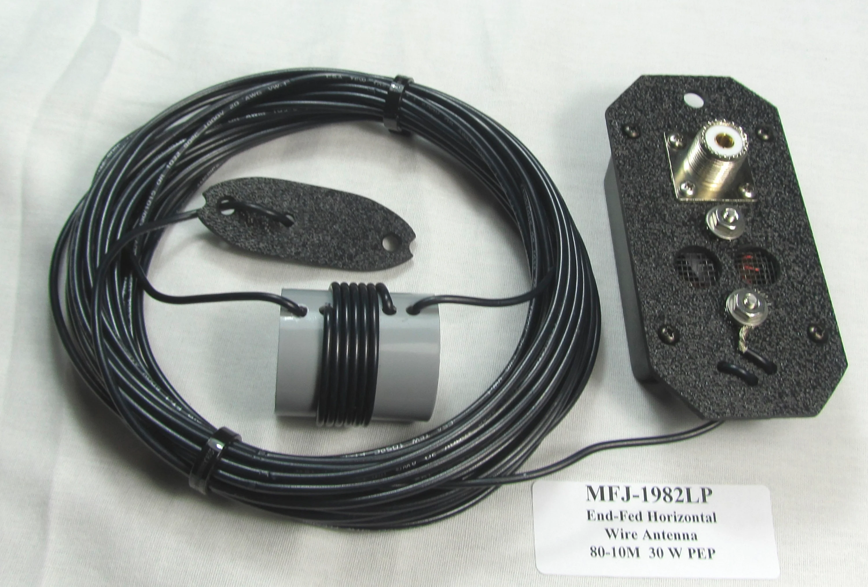 MFJ-1982LP, END FED, 1/2 WAVE, 80-10M, 30W WIRE ANTENNA