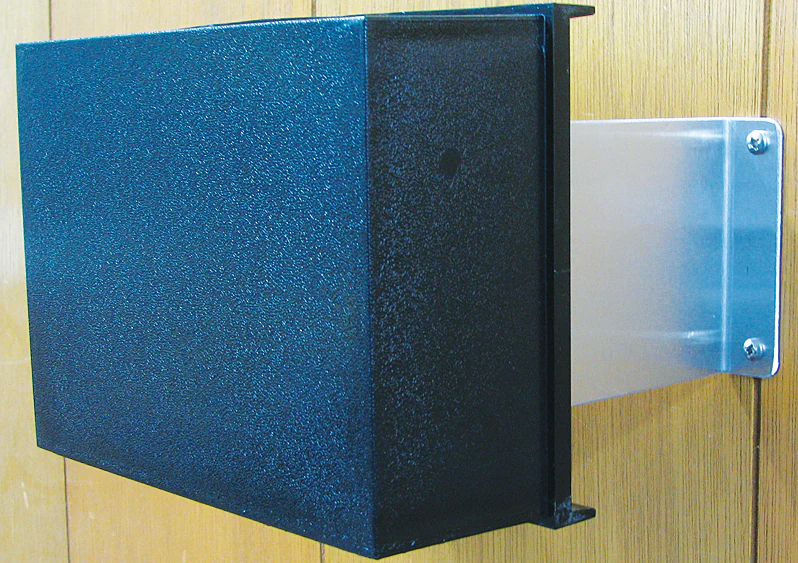 MFJ-918WM,BALUN, BEAD, 1:1 1.8-30MHz, WALL MOUNT, 1.5kW
